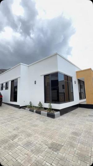 Nyumba ya vyumba vitatu inauzwa Madale Flamingo, Dar Es Salaam (500 sqm) Nyumba ya vyumba vitatu inauzwa Madale Flamingo, Dar Es Salaam (500 sqm)