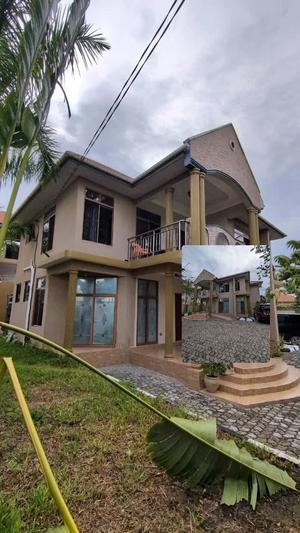 Nyumba ya vyumba vitano inauzwa Magogoni, Kigamboni, Dar Es Salaam (1500 sqm) Nyumba ya vyumba vitano inauzwa Magogoni, Kigamboni, Dar Es Salaam (1500 sqm)