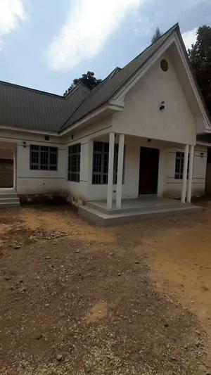 Nyumba ya vyumba vitatu inapangishwa Ngaramtoni, Arusha Nyumba ya vyumba vitatu inapangishwa Ngaramtoni, Arusha