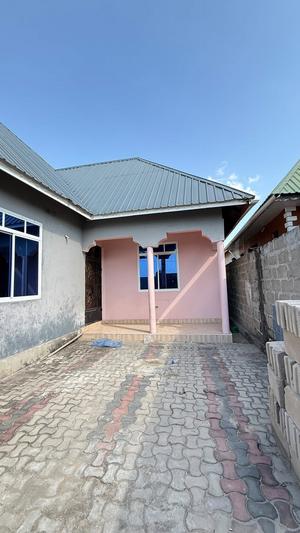 Nyumba ya vyumba vitatu inapangishwa Kigamboni Darajani, Dar Es Salaam Nyumba ya vyumba vitatu inapangishwa Kigamboni Darajani, Dar Es Salaam
