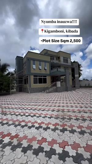 6 Bedrooms House for Sale in Kibada, Dar Es Salaam (2500 sqm)