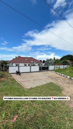4 Bedrooms Furnished House for Sale in Mjimwema, Dar Es Salaam (1000 sqm)