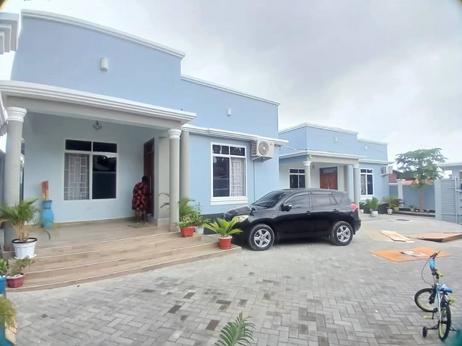 Nyumba/Apartment ya vyumba vitatu inapangishwa Temboni, Dar Es Salaam