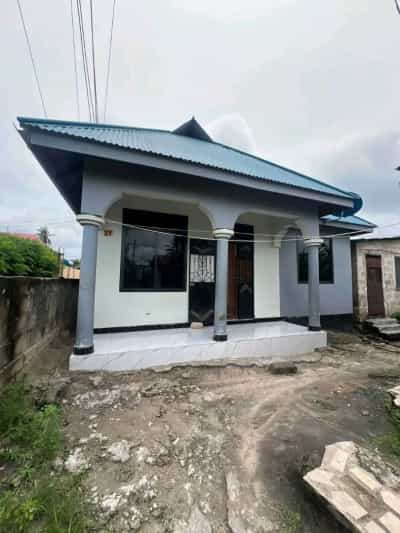 Nyumba inauzwa Njia Panda, Kilimanjaro Nyumba inauzwa Njia Panda, Kilimanjaro