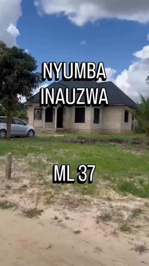 Nyumba ya vyumba vitatu inauzwa Kibaha Madafu, Pwani (1200 sqm)
