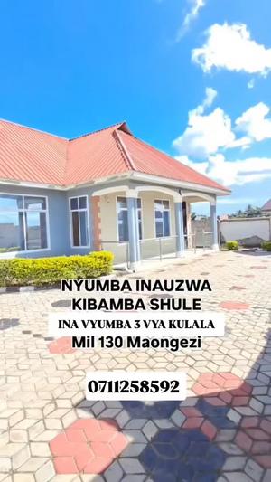 Nyumba ya vyumba vitatu inauzwa Kibamba Shule - Kibwegere, Dar Es Salaam (600 sqm)