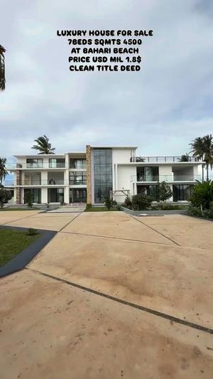 7 Bedrooms House for Sale in Bahari Beach, Dar Es Salaam (4500 sqm) 7 Bedrooms House for Sale in Bahari Beach, Dar Es Salaam (4500 sqm)
