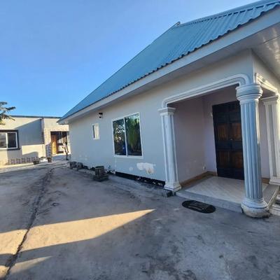 Nyumba ya vyumba vitatu inapangishwa Kitunda Machimbo, Dar Es Salaam Nyumba ya vyumba vitatu inapangishwa Kitunda Machimbo, Dar Es Salaam