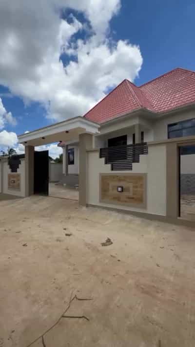 Nyumba/Apartment ya vyumba viwili inapangishwa Goba, Dar Es Salaam Nyumba/Apartment ya vyumba viwili inapangishwa Goba, Dar Es Salaam