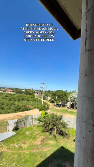 Nyumba ya vyumba 7 inauzwa BUNJU BEACH MOGA, Dar Es Salaam (2042 sqm) Nyumba ya vyumba 7 inauzwa BUNJU BEACH MOGA, Dar Es Salaam (2042 sqm)