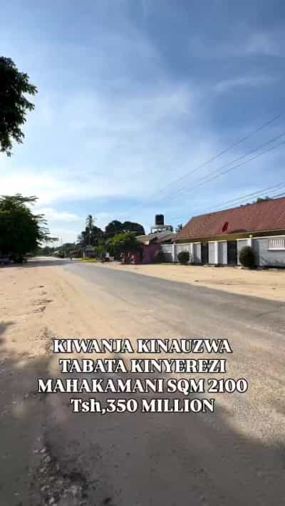 Kiwanja kinauzwa TABATA KINYEREZI MAHAKAMANI, Dar Es Salaam (2100 sqm)