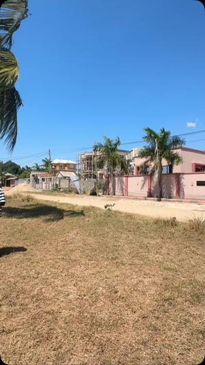 Viwanja vinauzwa Kisota, Dar Es Salaam sqm 708 Viwanja vinauzwa Kisota, Dar Es Salaam sqm 708