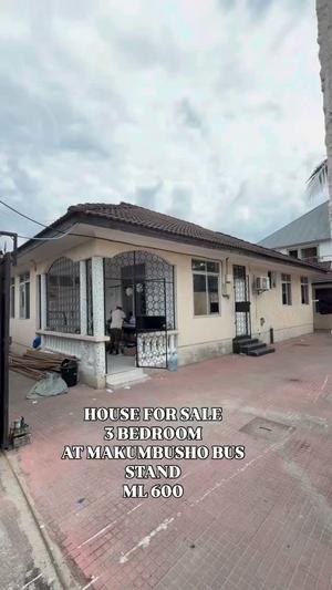 Nyumba ya vyumba vitatu inauzwa Makumbusho Bus Stand, Dar Es Salaam (371 sqm) Nyumba ya vyumba vitatu inauzwa Makumbusho Bus Stand, Dar Es Salaam (371 sqm)