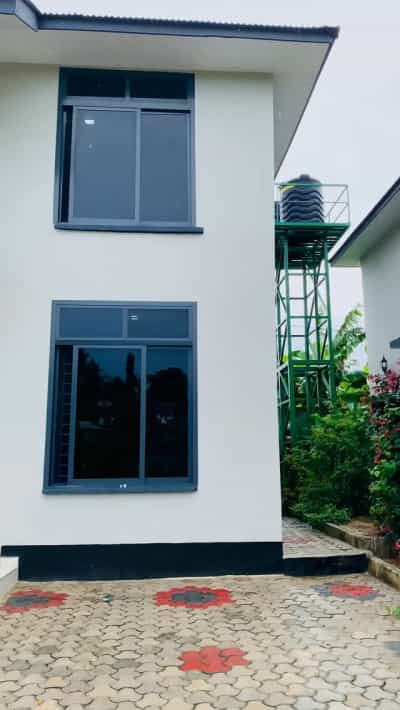 Nyumba ya vyumba vinne inapangishwa Bunju Mianzini, Dar Es Salaam