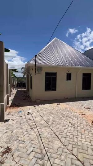 Nyumba ya vyumba viwili inapangishwa Salasala, Dar Es Salaam