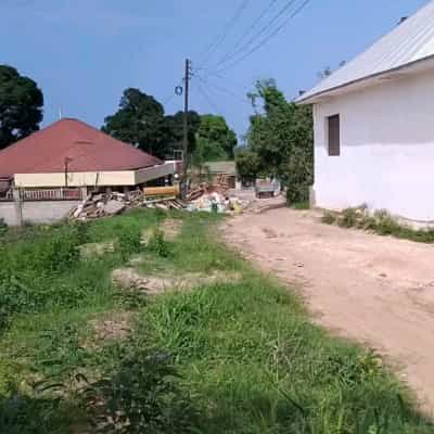 Kiwanja (Commercial Plot) kinauzwa Goba Lastanza, Dar Es Salaam (2682 sqm)