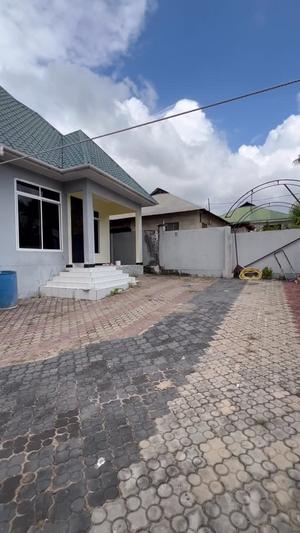 3 Bedrooms House for Rent in Sala Sala Majengo, Dar Es Salaam 3 Bedrooms House for Rent in Sala Sala Majengo, Dar Es Salaam