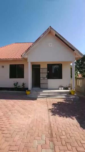 Nyumba ya vyumba vitatu inapangishwa Njedengwa, Dodoma Nyumba ya vyumba vitatu inapangishwa Njedengwa, Dodoma