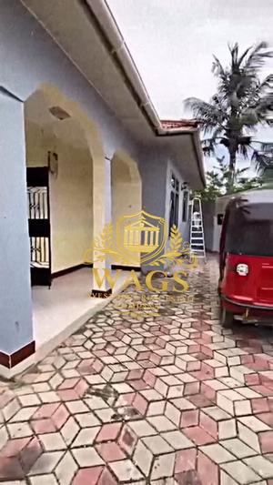 House for Sale in Mbezi Beach Africana, Dar Es Salaam (300 sqm)
