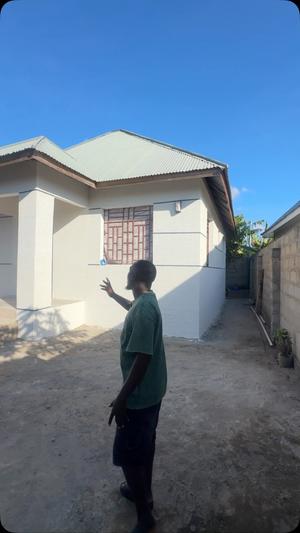 Nyumba inauzwa Kigamboni Kisiwani, Dar Es Salaam (400 sqm) Nyumba inauzwa Kigamboni Kisiwani, Dar Es Salaam (400 sqm)