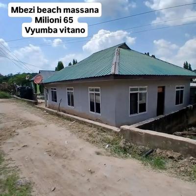 Nyumba ya vyumba 6 inauzwa Mbezi Beach Masana, Dar Es Salaam (350 sqm) Nyumba ya vyumba 6 inauzwa Mbezi Beach Masana, Dar Es Salaam (350 sqm)