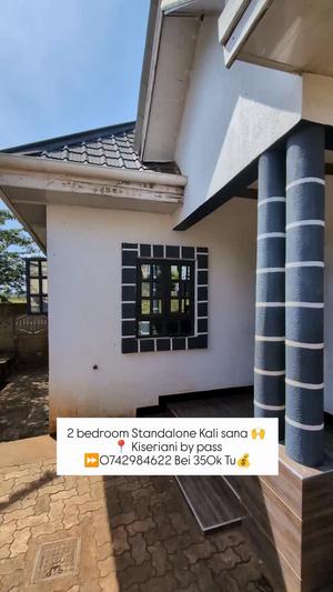 Nyumba ya vyumba viwili inapangishwa Kiseriani, Arusha Nyumba ya vyumba viwili inapangishwa Kiseriani, Arusha