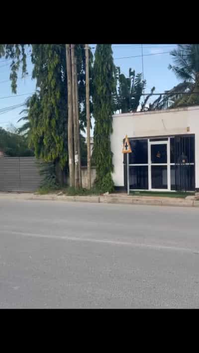 Frame inapangishwa Sinza, Dar Es Salaam