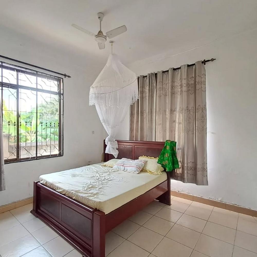 media -8 media -8