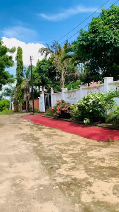 Apartment ya vyumba vitatu inapangishwa Bunju, Mtaa wa Kishua, Dar Es Salaam Apartment ya vyumba vitatu inapangishwa Bunju, Mtaa wa Kishua, Dar Es Salaam