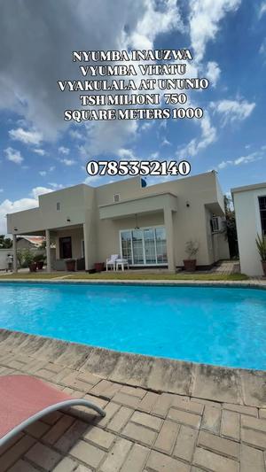 Nyumba ya vyumba vitatu inauzwa Ununio Beach, Dar Es Salaam (1000 sqm) Nyumba ya vyumba vitatu inauzwa Ununio Beach, Dar Es Salaam (1000 sqm)