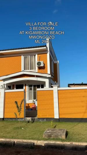 3 Bedrooms Villa for Sale in Kigamboni Mwongozo Beach, Dar Es Salaam (400 sqm)