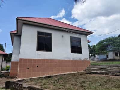 Nyumba ya vyumba vitatu inauzwa Kibaha Kwa Mathias, Pwani (1588 sqm)