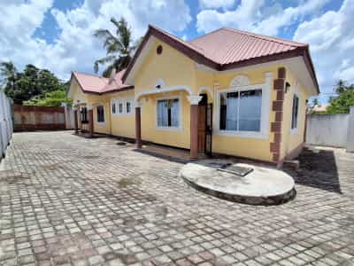 2 Bedrooms Apartment for Rent in Kitunda Chama Cha Biblia, Dar Es Salaam