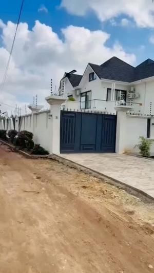Plot for sale in Mbezi Beach, Dar Es Salaam sqm 800