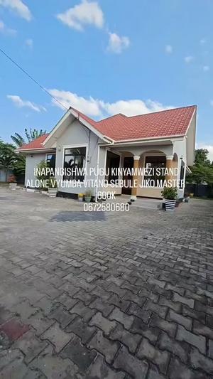 Nyumba ya vyumba vitano inapangishwa Pugu Kinyamwezi, Dar Es Salaam Nyumba ya vyumba vitano inapangishwa Pugu Kinyamwezi, Dar Es Salaam