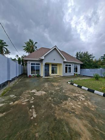 Nyumba ya vyumba viwili inapangishwa Goba Center, Dar Es Salaam