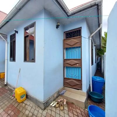 Nyumba ya chumba kimoja inapangishwa Ubungo Riva Side, Dar Es Salaam Nyumba ya chumba kimoja inapangishwa Ubungo Riva Side, Dar Es Salaam