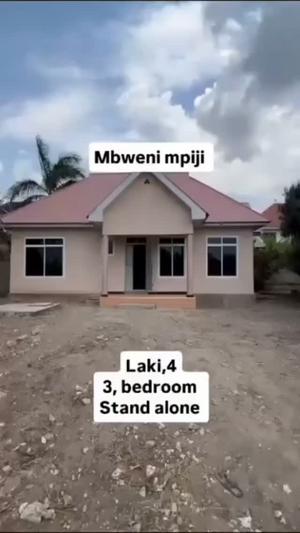 3 Bedrooms House for Rent in Mbweni Mipiji, Dar Es Salaam 3 Bedrooms House for Rent in Mbweni Mipiji, Dar Es Salaam