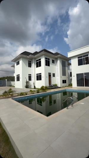 4 Bedrooms House for Sale in Mbezi Beach Ramada, Dar Es Salaam (1800 sqm) 4 Bedrooms House for Sale in Mbezi Beach Ramada, Dar Es Salaam (1800 sqm)