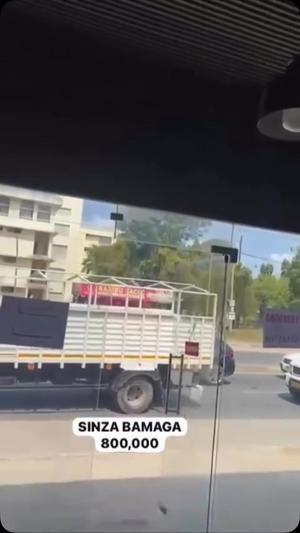 Duka linapangishwa Sinza, Dar Es Salaam