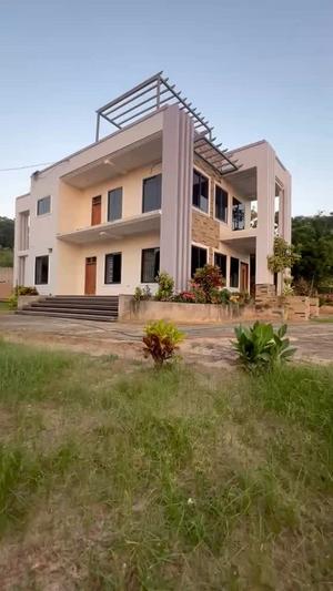 5 Bedrooms House for Sale in Salasala, Dar Es Salaam (1800 sqm) 5 Bedrooms House for Sale in Salasala, Dar Es Salaam (1800 sqm)