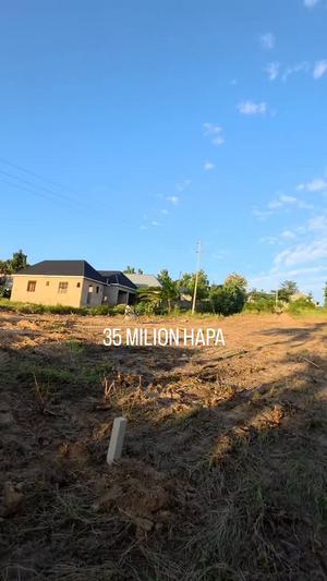 Viwanja vinauzwa Madale Kwa Kawawa, Dar Es Salaam sqm 400