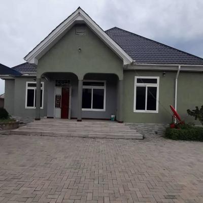Nyumba ya vyumba vitatu inauzwa Iyunga, Mbeya Nyumba ya vyumba vitatu inauzwa Iyunga, Mbeya