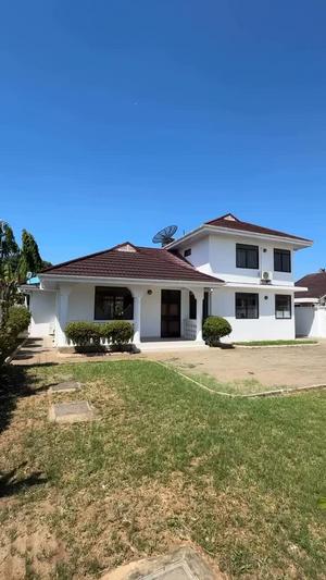 3 Bedrooms House for Rent in Bahari Beach, Dar Es Salaam