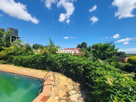 Nyumba ya vyumba vinne inapangishwa Sakina, Arusha