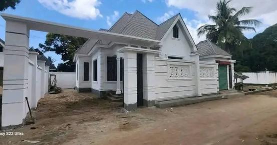 Nyumba ya vyumba vinne inauzwa Kibada, Dar Es Salaam (800 sqm) Nyumba ya vyumba vinne inauzwa Kibada, Dar Es Salaam (800 sqm)