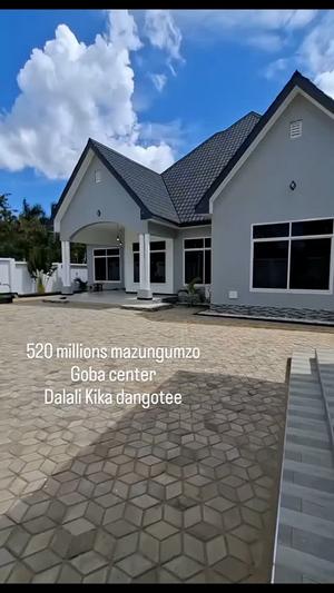 Nyumba ya vyumba vinne inauzwa Goba Center, Dar Es Salaam (800 sqm)