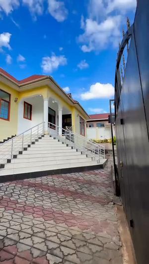 Nyumba ya vyumba vinne inauzwa Tabata Kinyerezi Abc Capital Mongolandege, Dar Es Salaam (500 sqm) Nyumba ya vyumba vinne inauzwa Tabata Kinyerezi Abc Capital Mongolandege, Dar Es Salaam (500 sqm)