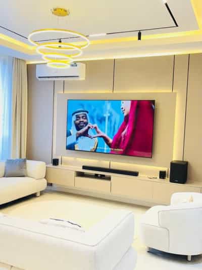 Nyumba/Apartment ya vyumba vitatu inauzwa Kunduchi, Dar Es Salaam Nyumba/Apartment ya vyumba vitatu inauzwa Kunduchi, Dar Es Salaam