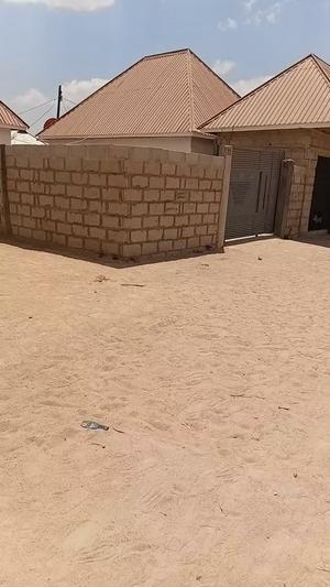 Kiwanja kinauzwa Dodoma (800 sqm) Kiwanja kinauzwa Dodoma (800 sqm)